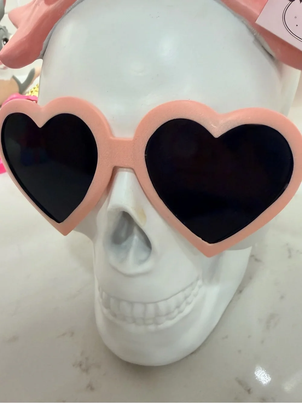 NWT Pink Skull Halloween Decor Coquette Goth Heart Sunglasses Bow Shelf Decor